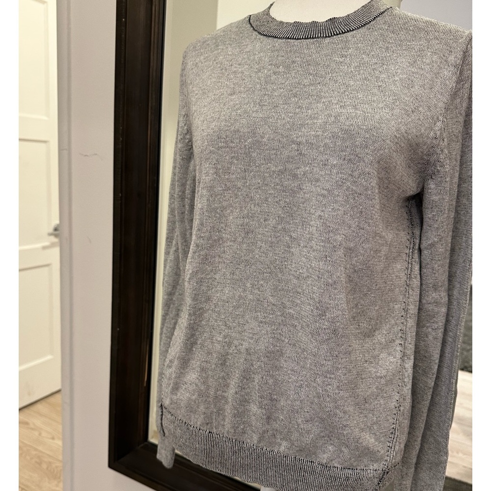NWOT Gap women’s crew neck sweater black/ white size MED
